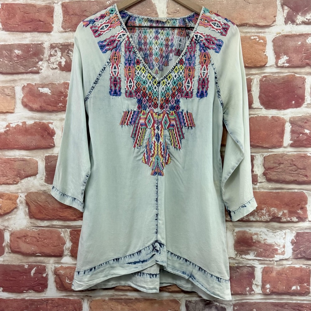 Soft Surroundings Top Women's XS Blue Boho Abstract Embroidered Chambray Shirt